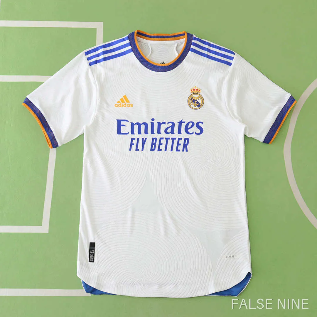 Real Madrid 21/22 Home Shirt (Player Version), photo 1