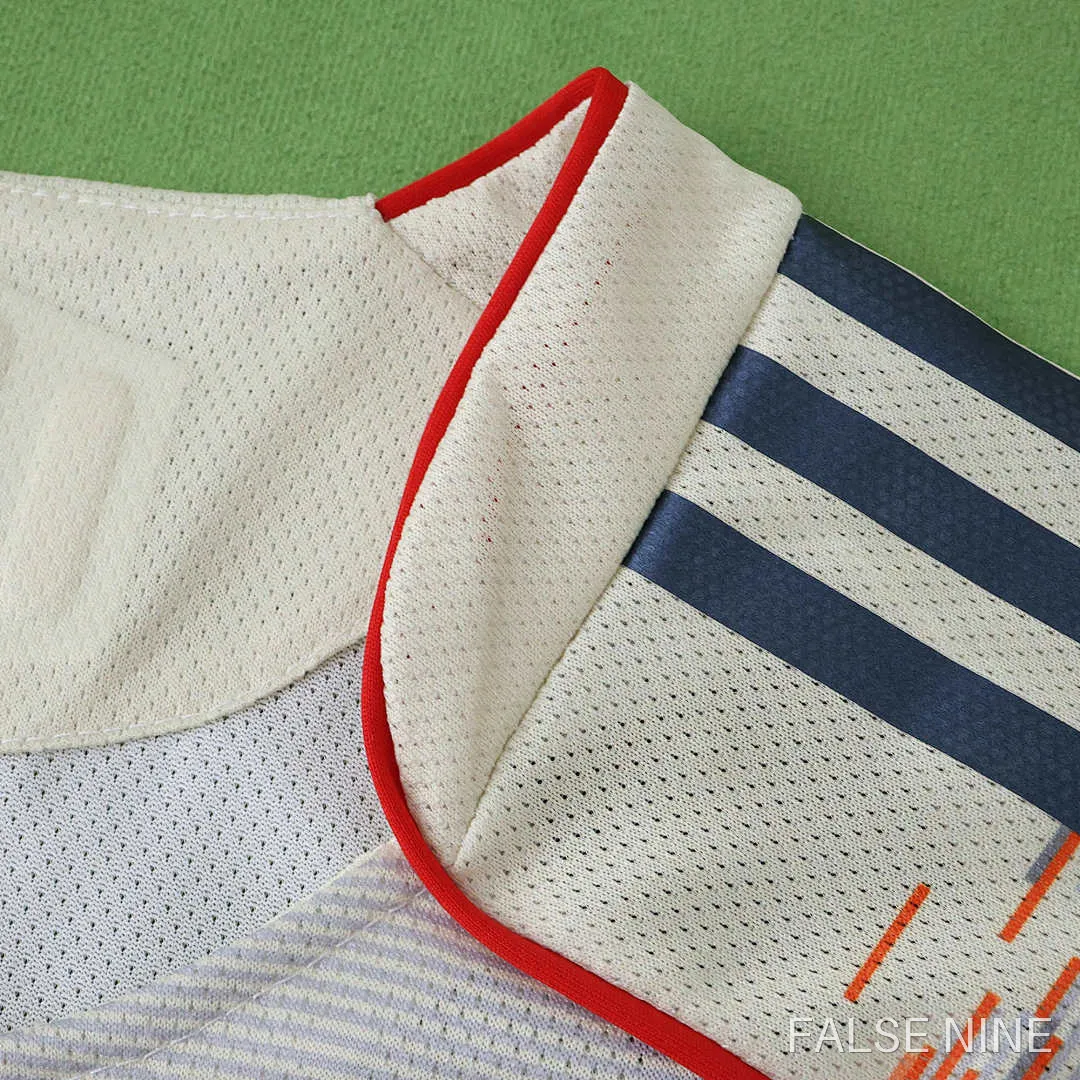 Bayern Munich 25/26 Away Shirt (Player Version), photo 4