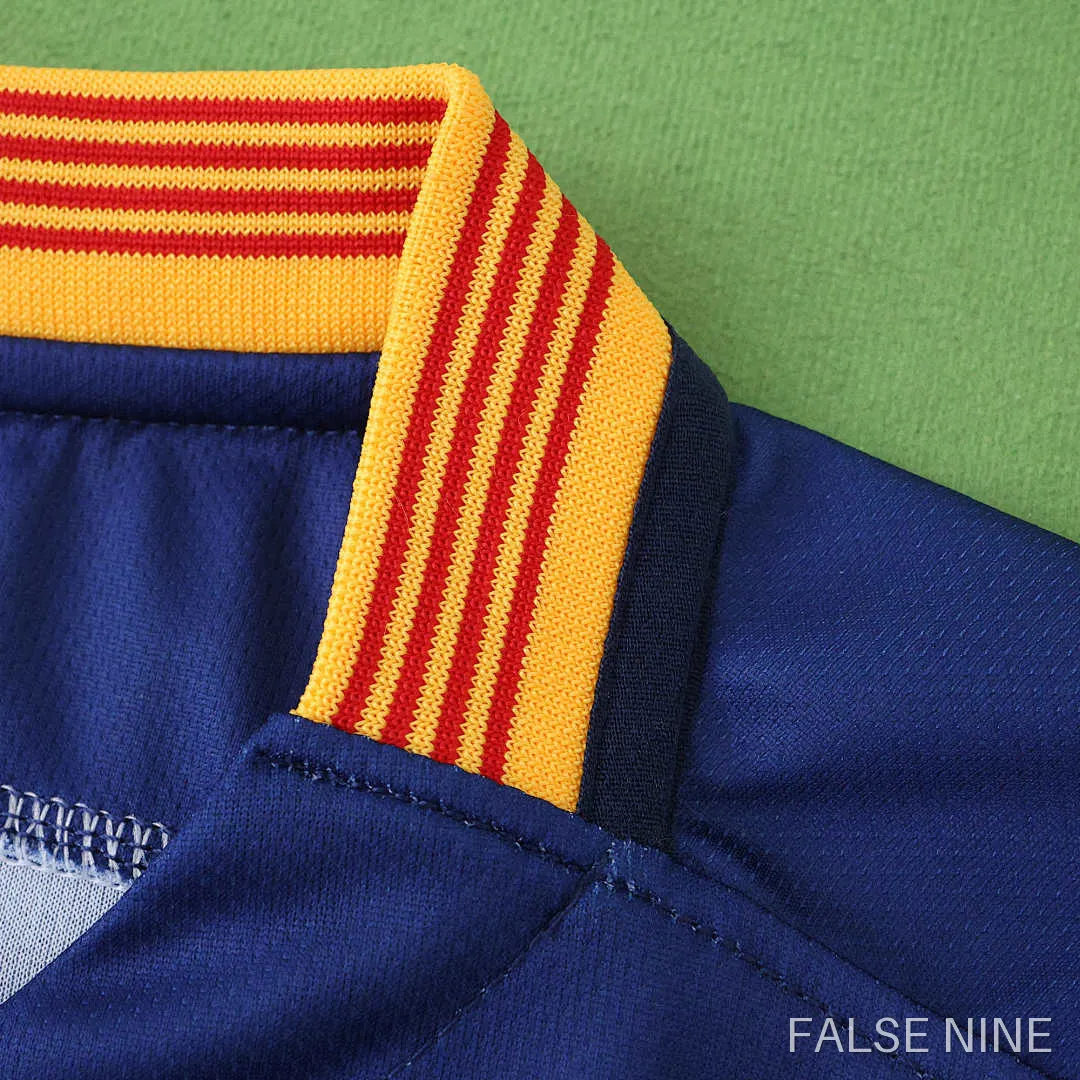 FC Barcelona 15/16 Home Kit (Kids), photo 3