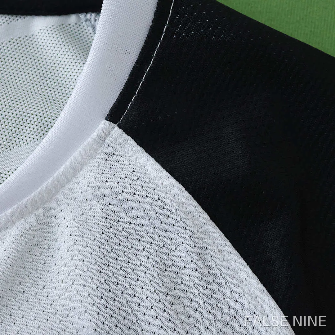 Manchester United 2011/12 Away Kids Retro Jersey, photo 6