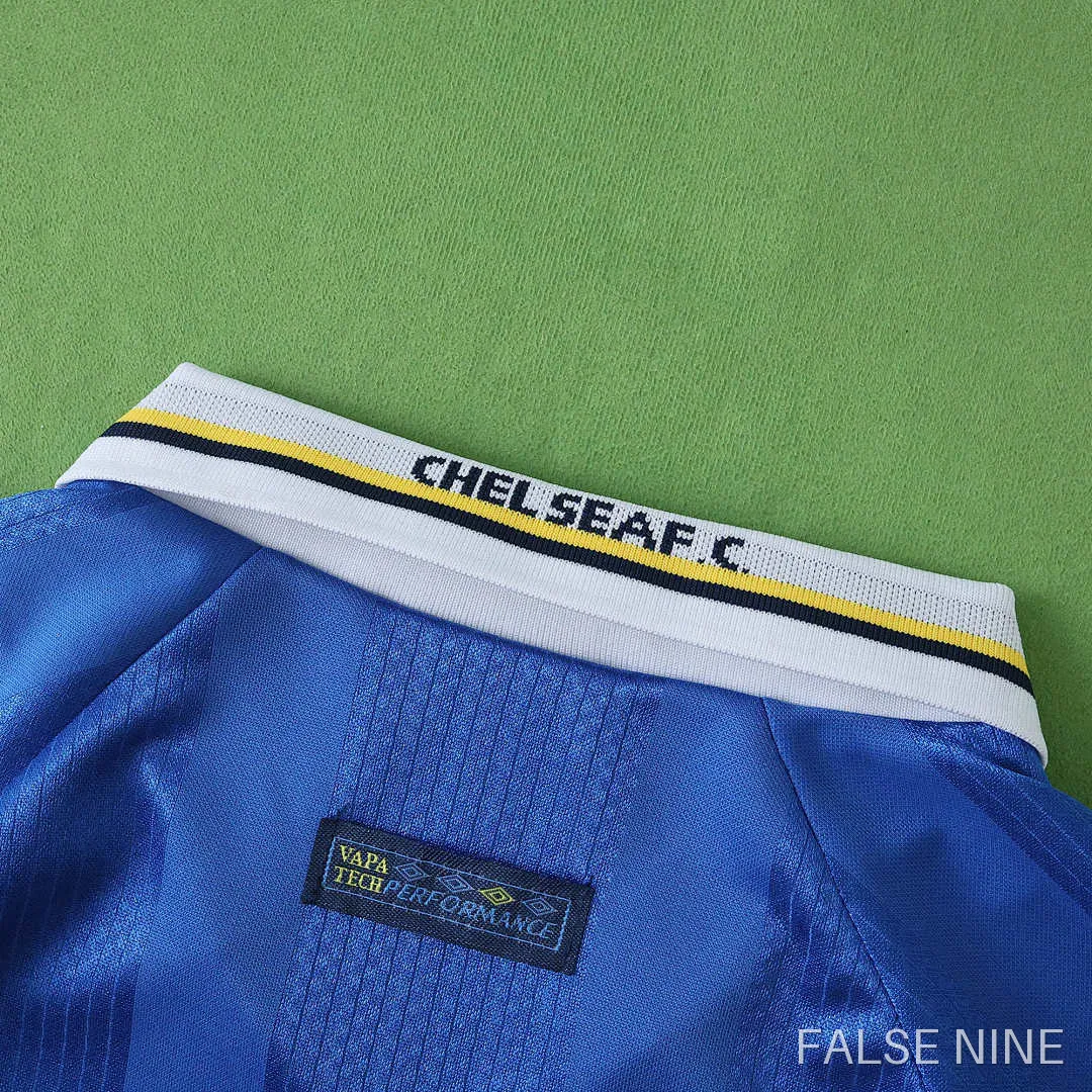 Chelsea 1997-99 Home Kids Kit, photo 18