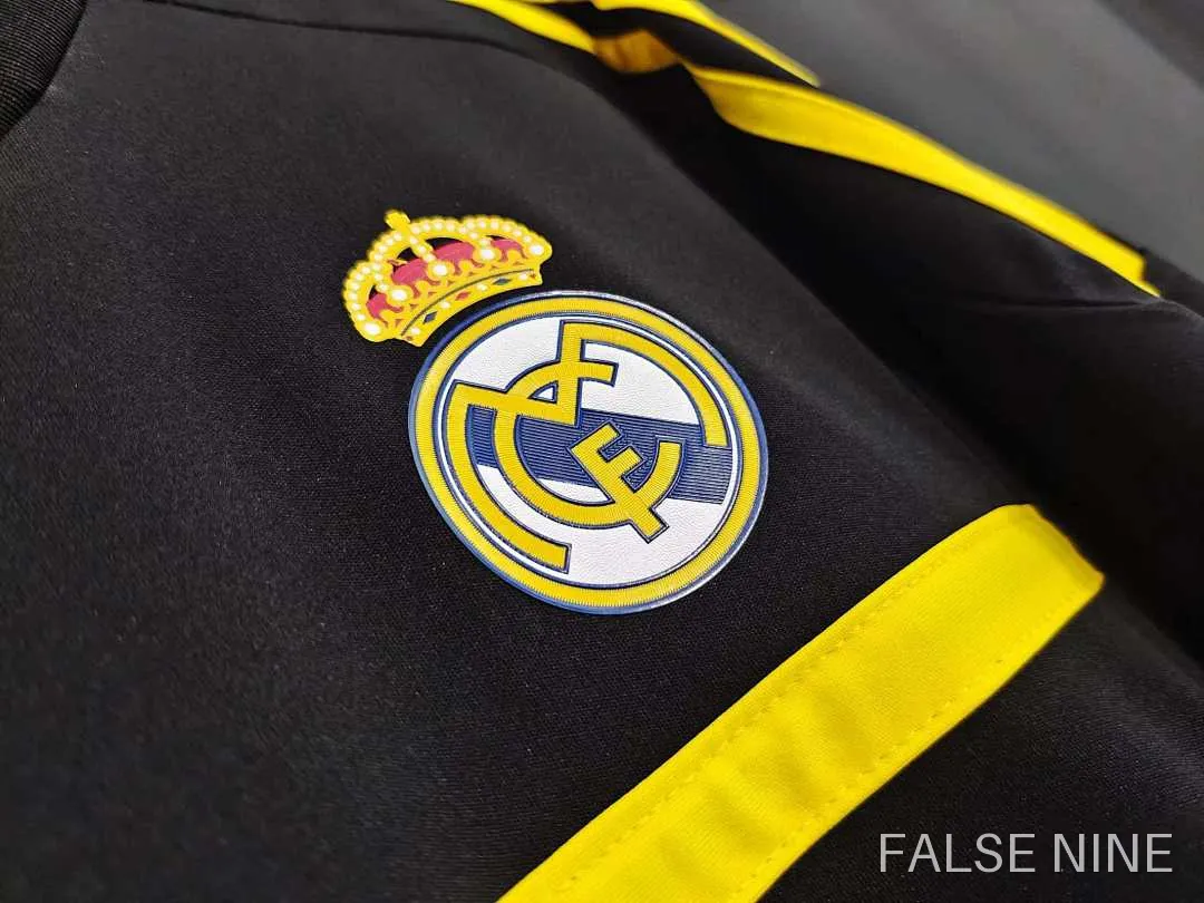 11/12 Real Madrid Black Retro Fan version, photo 9