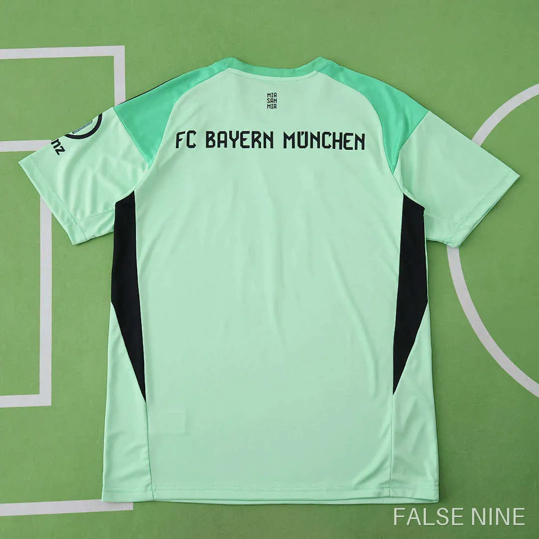Bayern Munich 25/26 Goalkeeper Shirt (Fan Version), photo 23