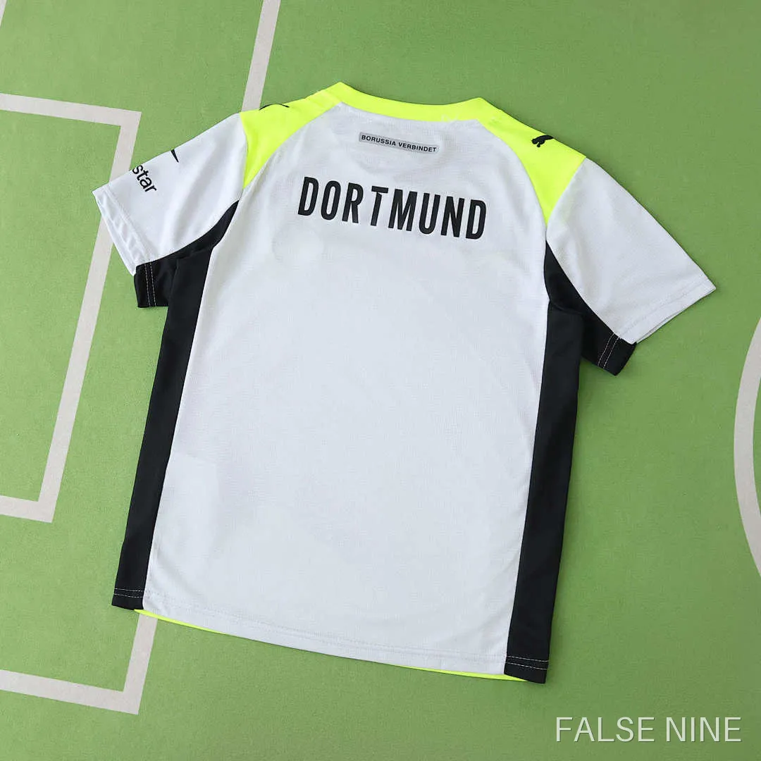 Borussia Dortmund 25/26 Away Kids Kit, photo 3