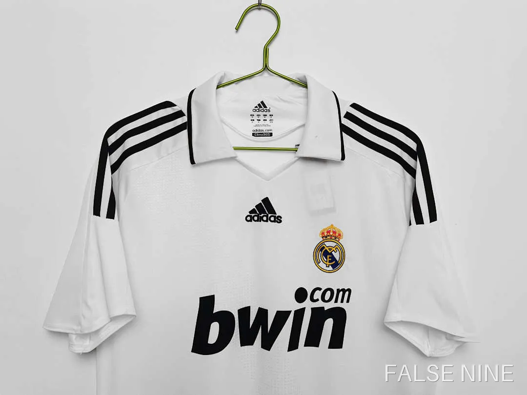 08/09 Real Madrid Home Retro Fan version, photo 11