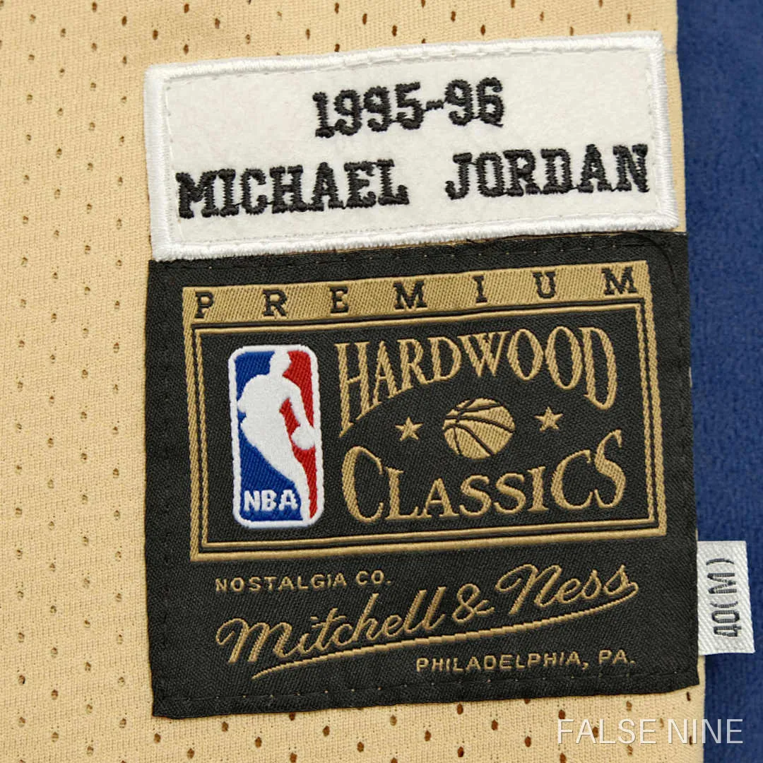 Chicago Bulls 1997-98 Home Jersey (Retro), photo 9