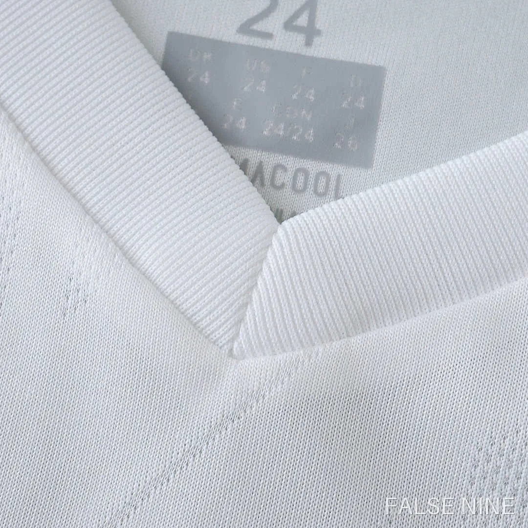 Real Madrid 17/18 Home Kids Kit (Retro), photo 3