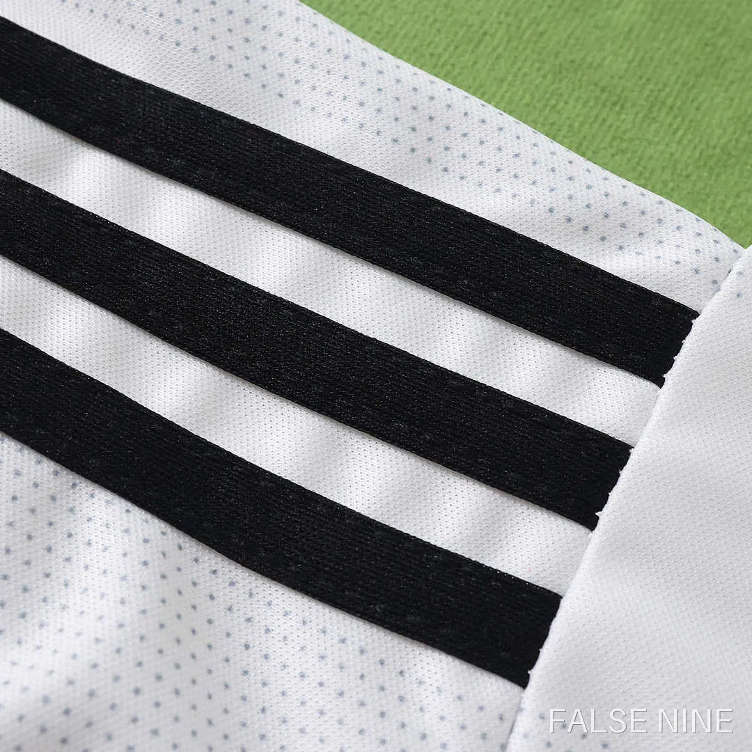 Eintracht Frankfurt 26/27 Away Shirt (Fan Version), photo 13