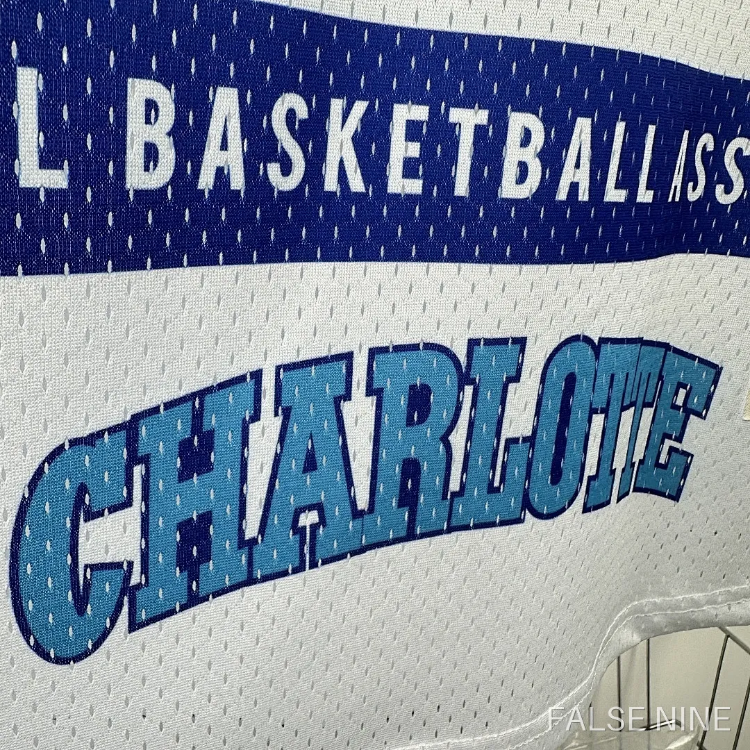 Charlotte Hornets Retro Short Sleeved Shirt (25-26), photo 16