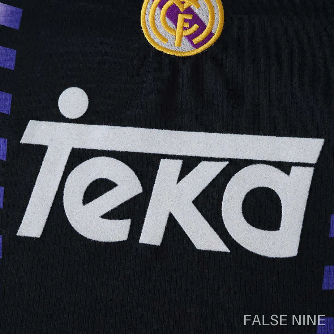 Real Madrid 1997/98 Third Kit (Kids Retro), photo 8
