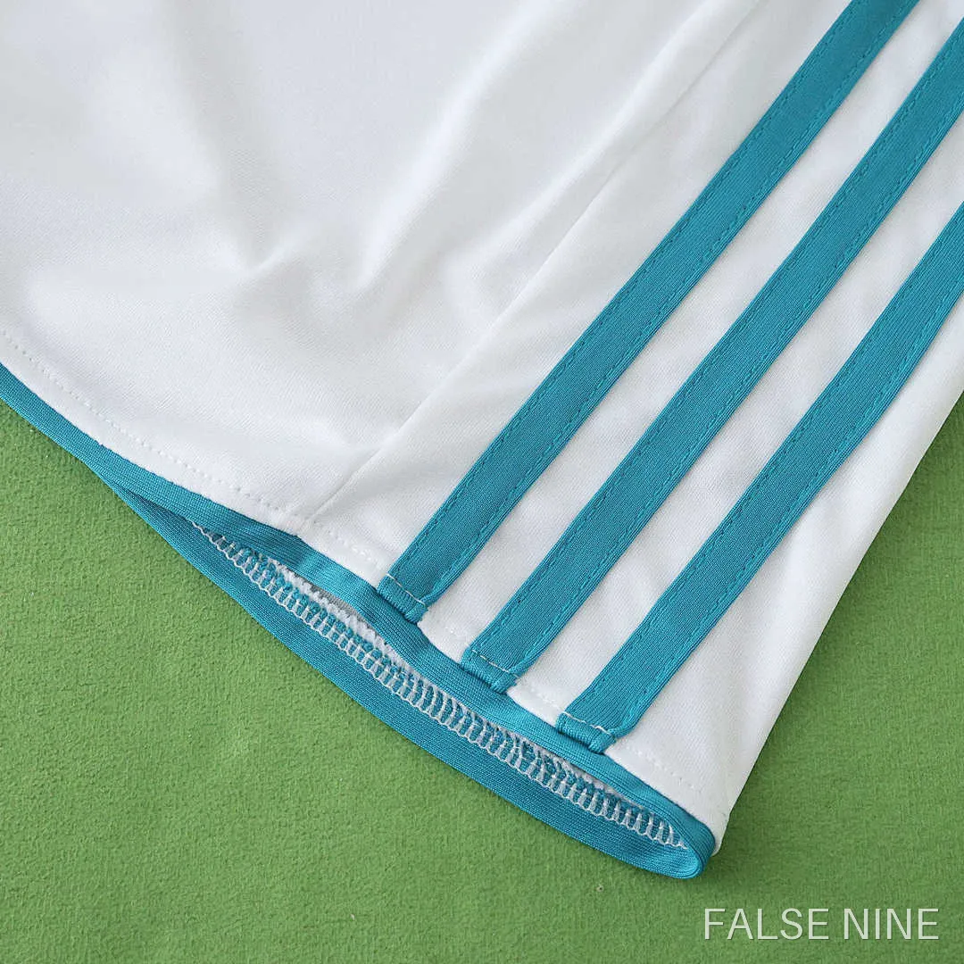 Real Madrid 17/18 Home Kids Kit (Retro), photo 22