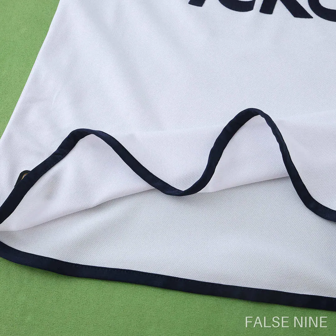 Real Madrid 2000/01 Home Kids Kit (Retro), photo 27