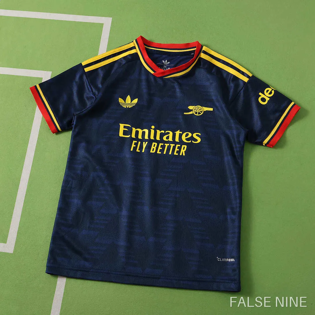 Arsenal 26/27 Away Kids Kit, photo 1