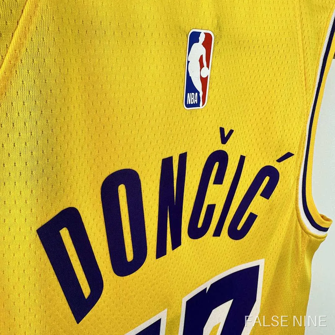 L.A. Lakers 77 Doncic Jersey, photo 7