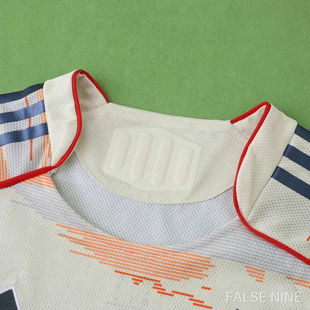 Bayern Munich 25/26 Away Shirt (Player Version), photo 3