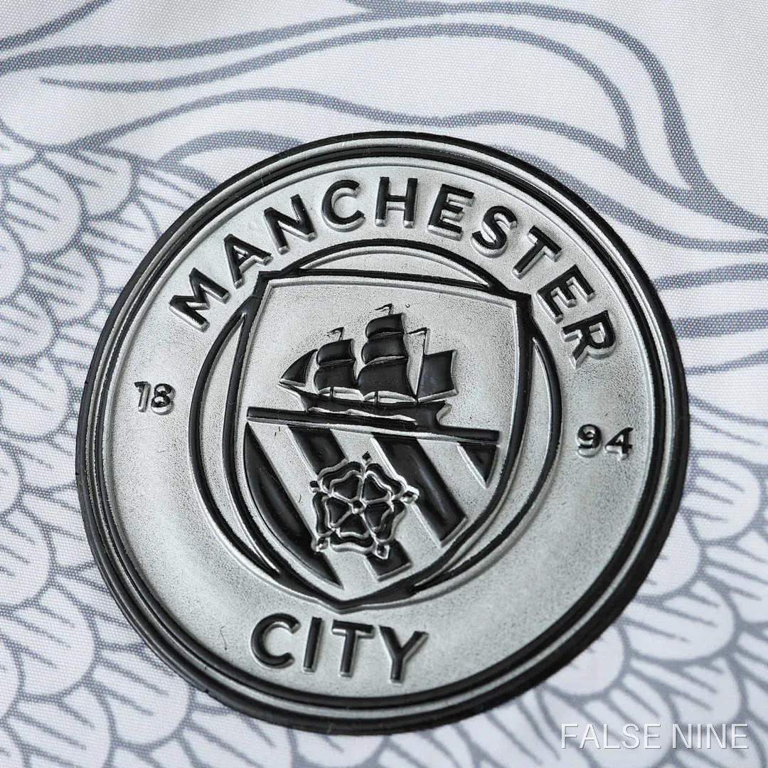 Manchester City 24/25 Reversible Windbreaker Jacket, photo 3