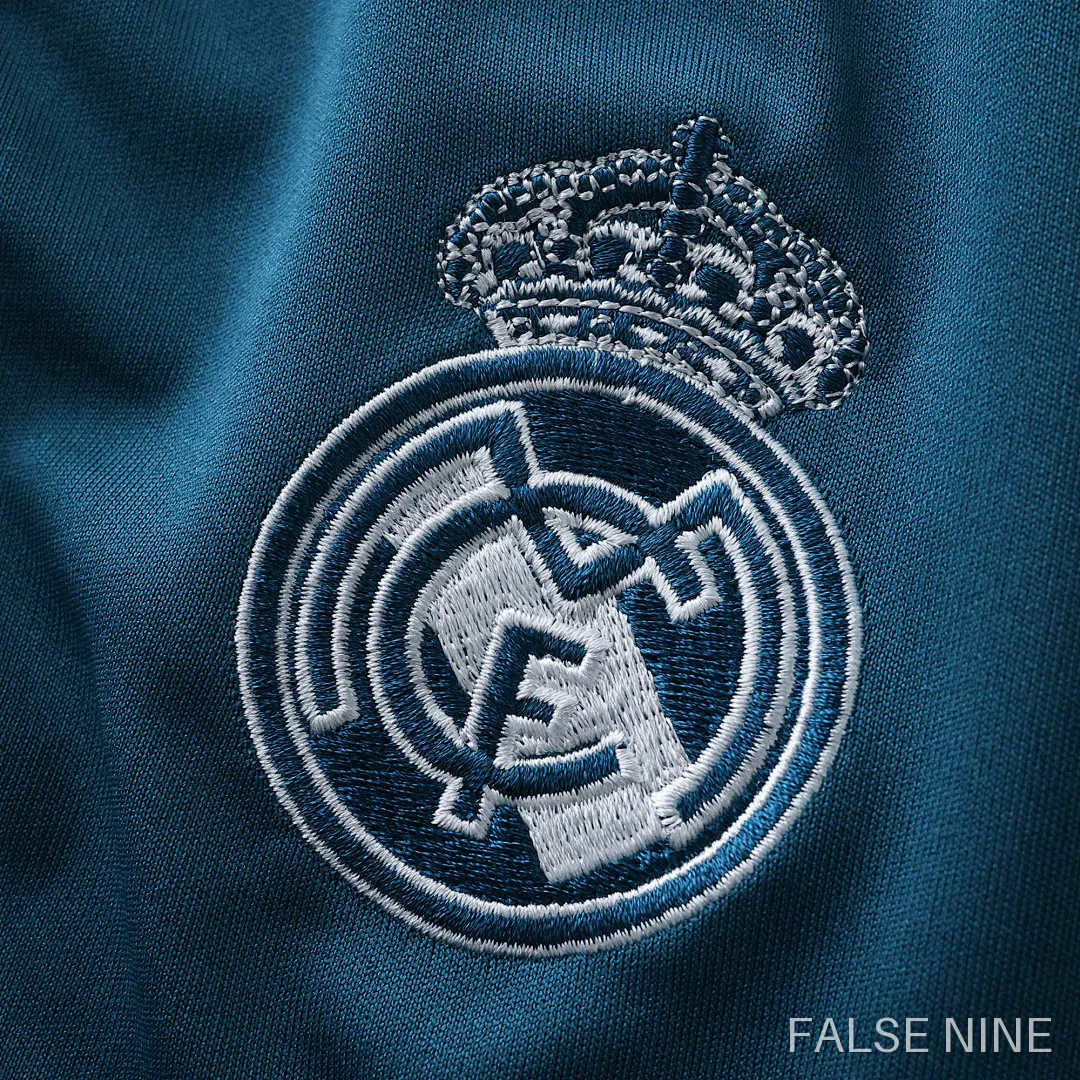 17/18 Real Madrid CF third retro Kids kit, photo 13