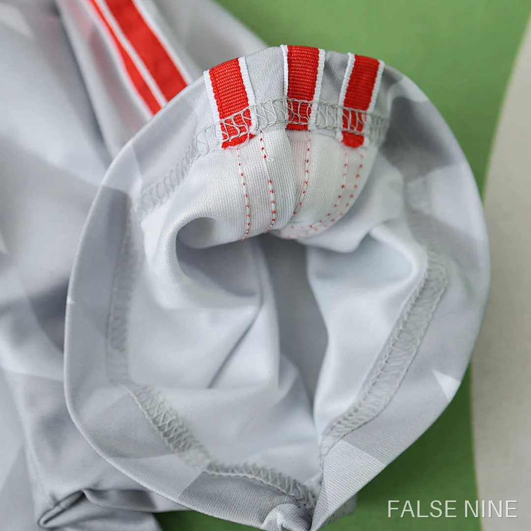 Liverpool 1989-91 Away Shirt (Fan Version), photo 13