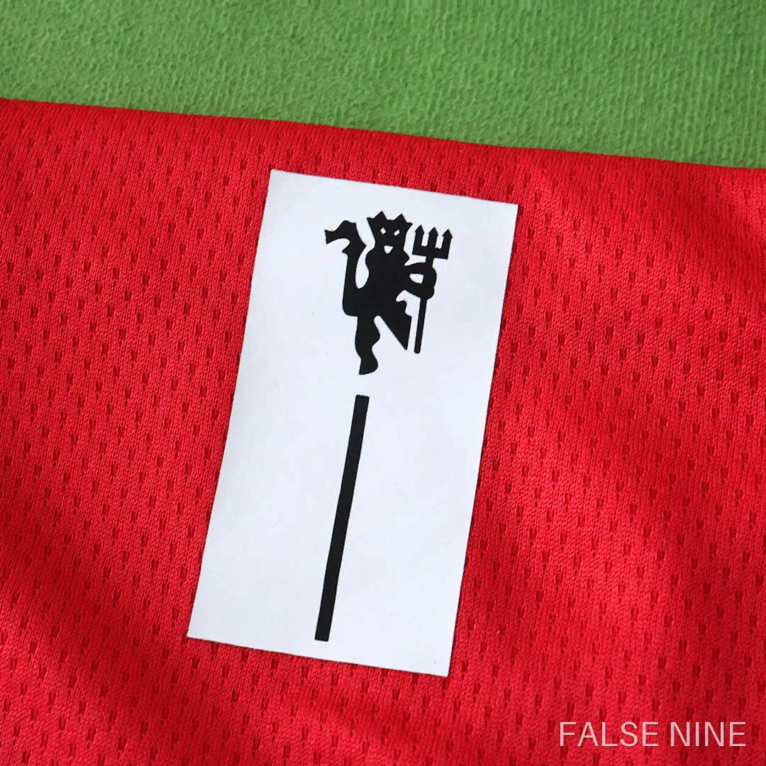 Manchester United 2007/08 Home Kids Retro Kit, photo 19