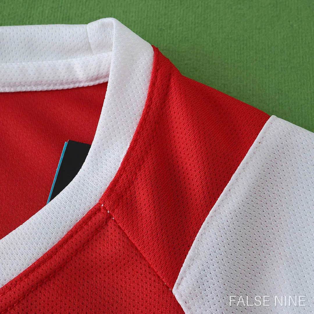 02/03 Arsenal F.C. home retro Kids kit, photo 4