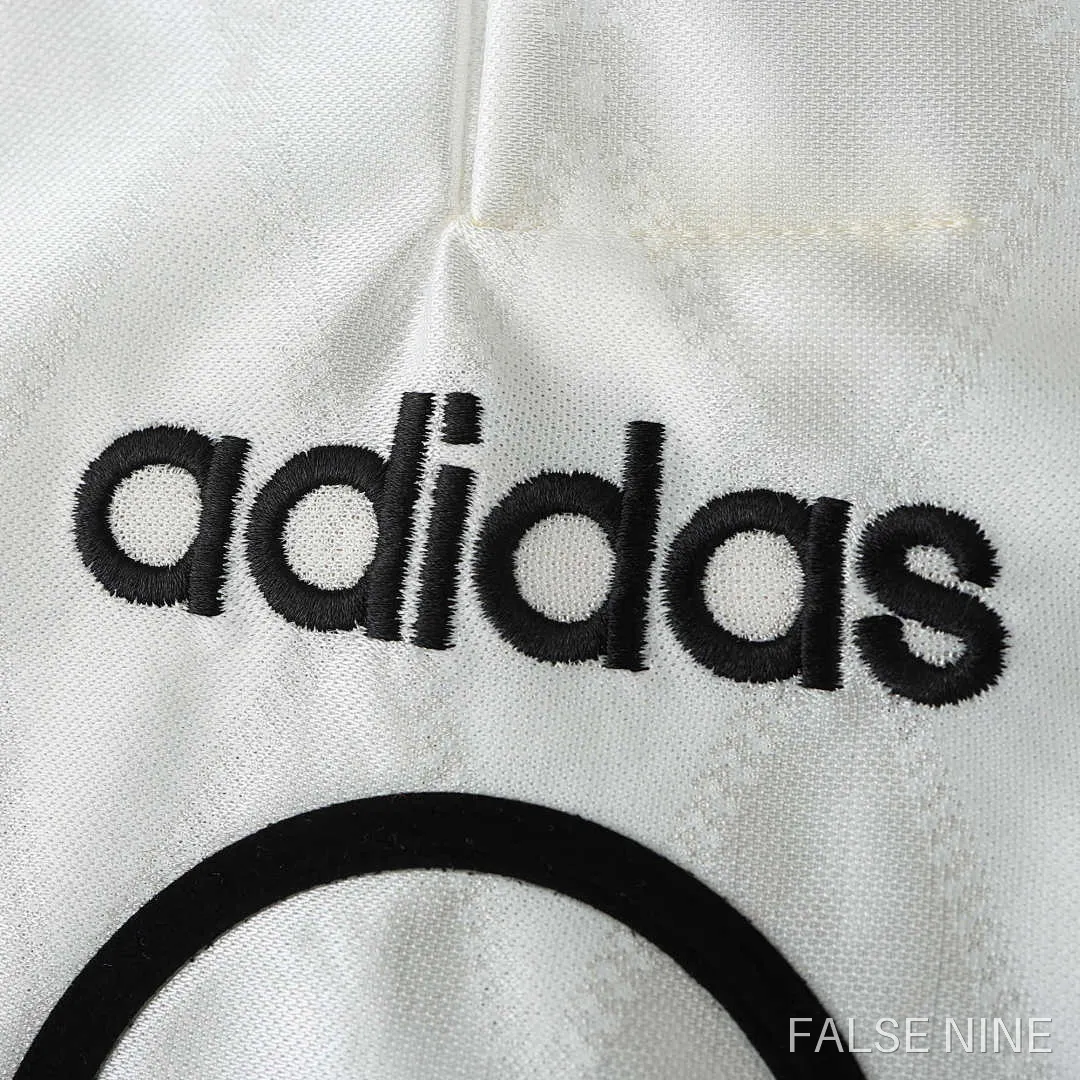 Bayern Munich 1997-98 Away Shirt (Retro Fan Version), photo 5