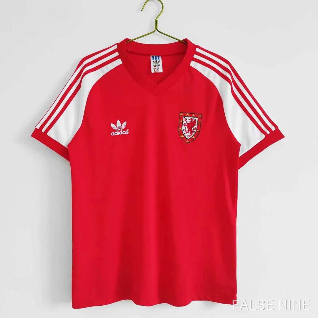 Wales 1982 Home Retro Jersey (Fan Version), photo 1