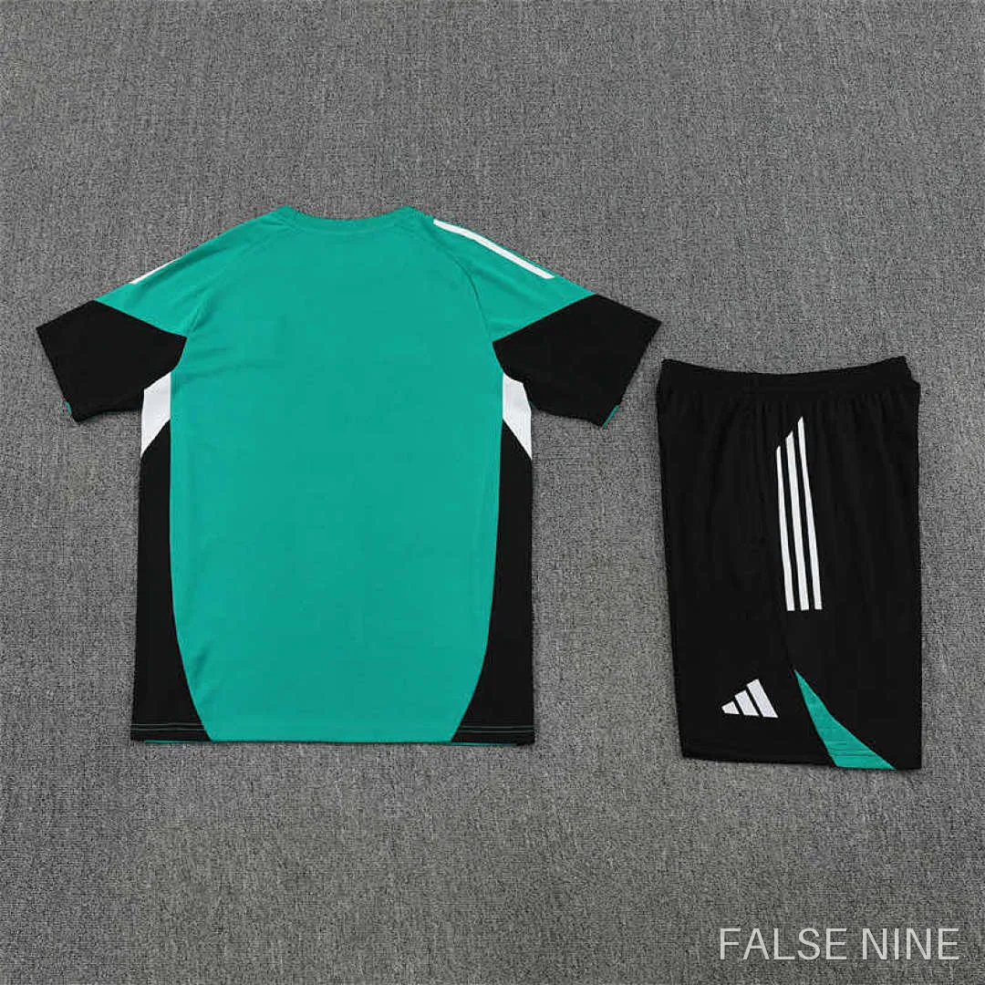 Liverpool 25/26 Training Kit (Fan Version), photo 14