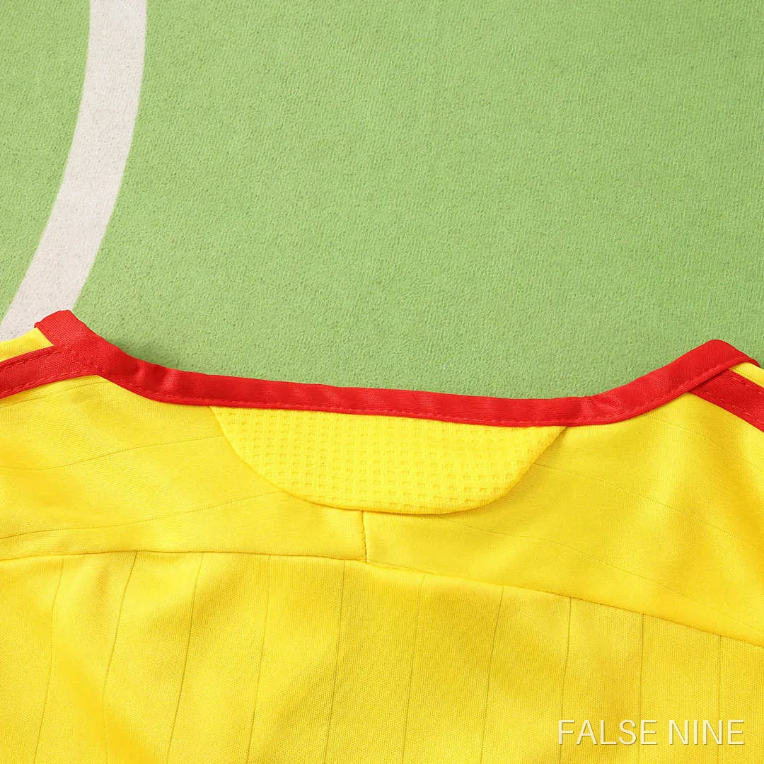 06/07 Liverpool F.C. Yellow Retro Fan version, photo 3