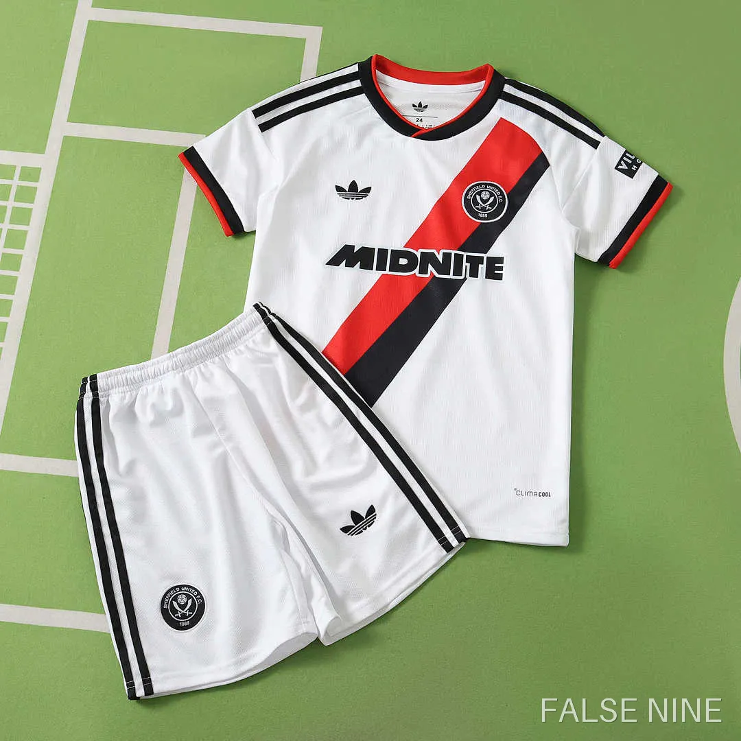 Sheffield United 26/27 Away Kids Kit, photo 2