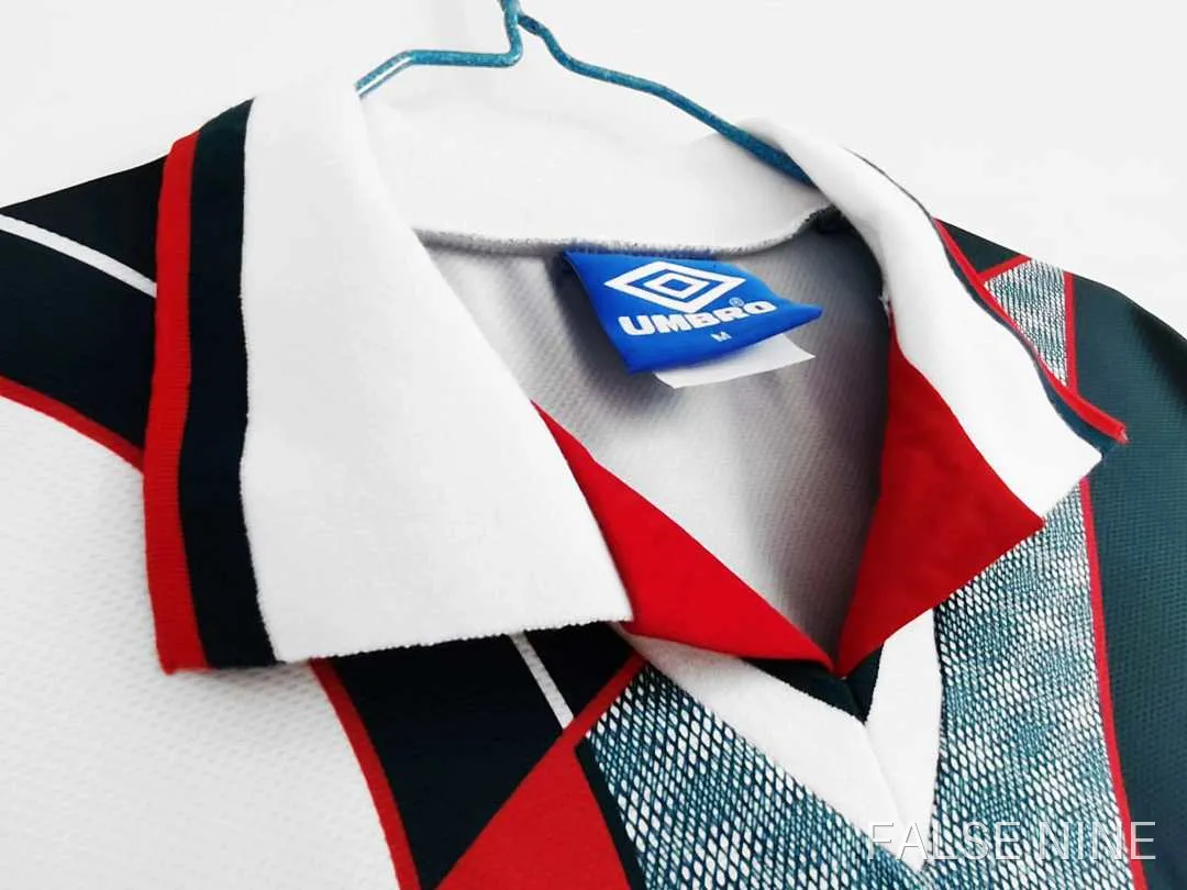 Wales 1994-95 Away Retro Shirt (Fan Version), photo 4