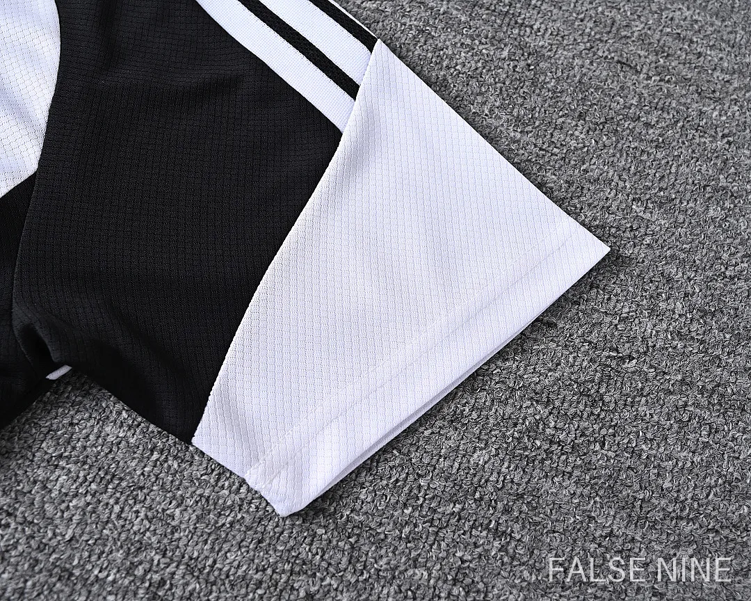 Liverpool 26/27 Training Kit (Fan Version), photo 12