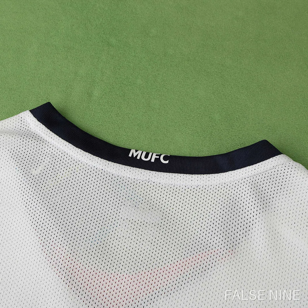 08/09 Manchester United F.C. third retro Fan version, photo 21