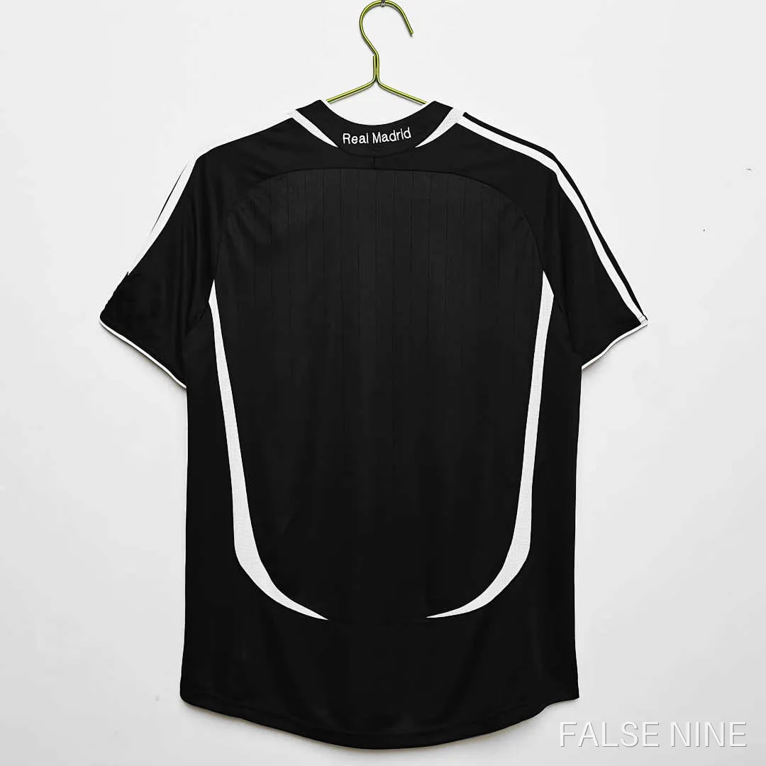 Real Madrid 06/07 Third Shirt (Retro Fan Version), photo 2