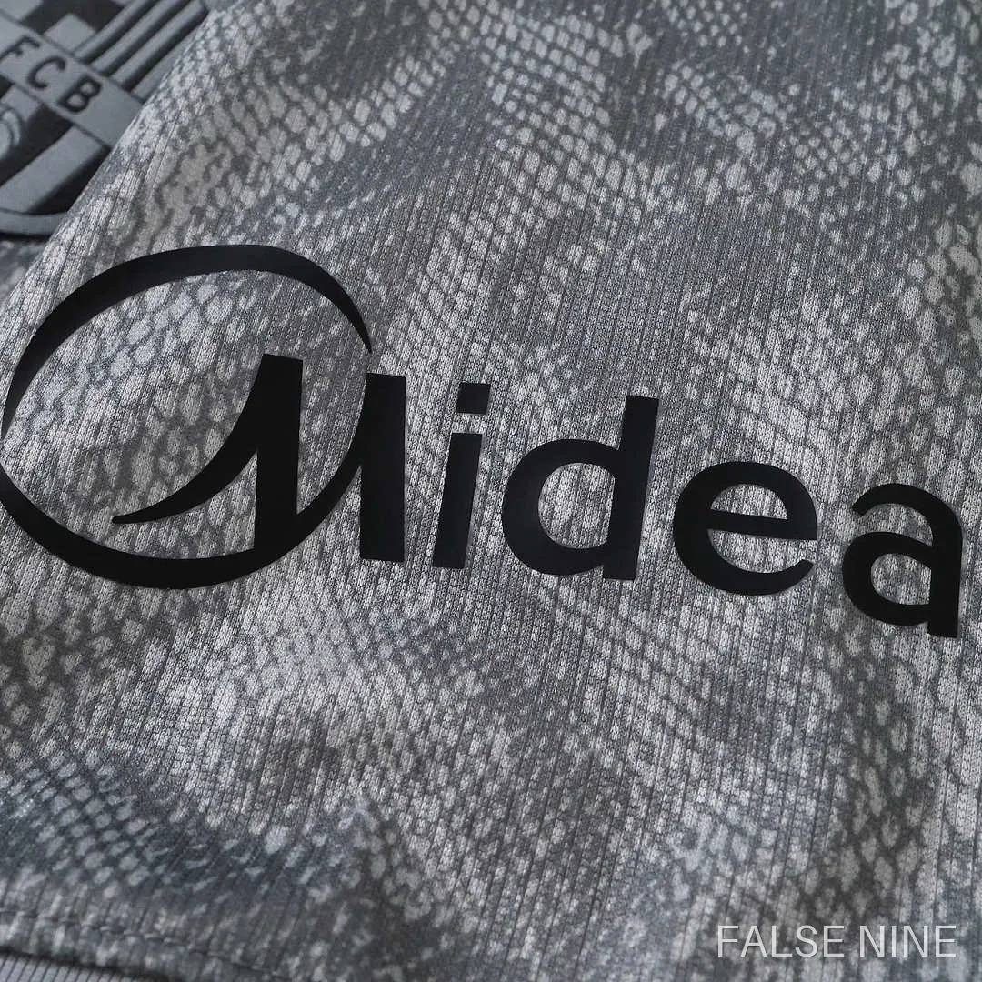 FC Barcelona 26/27 Goalkeeper Shirt (Fan Version), photo 20