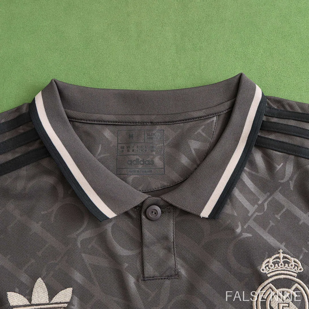 Real Madrid 24/25 Third Shirt (Fan Version), photo 2