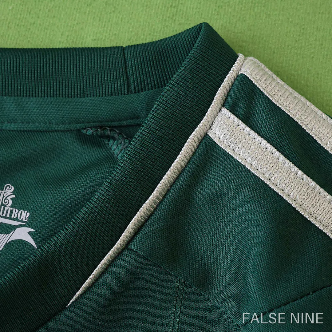 12/13 Real Madrid CF third retro Kids kit, photo 4