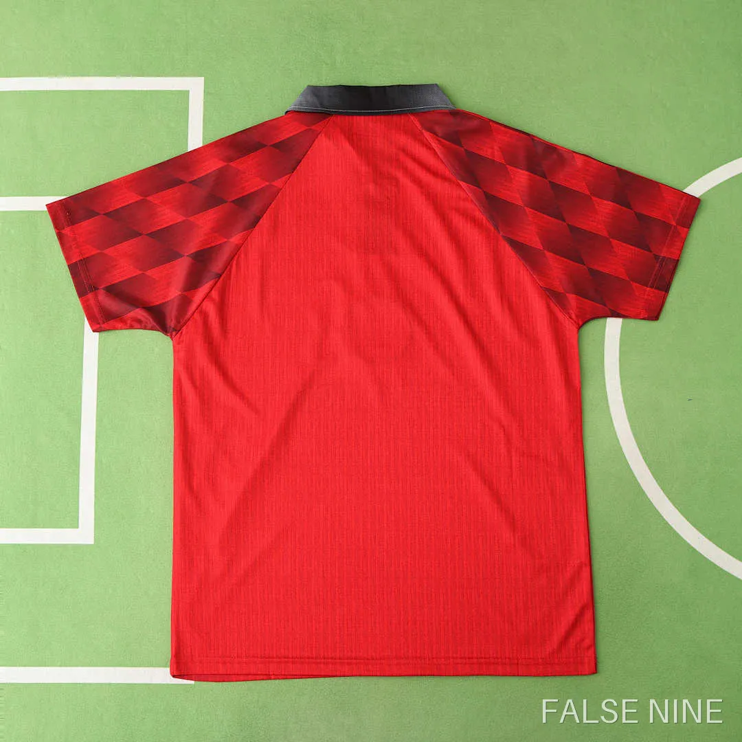 Manchester United 1996-97 Home Shirt (Retro Fan Version), photo 25