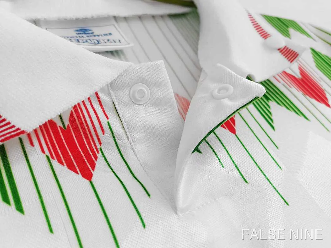Wales 1990-92 Away Retro Jersey (Fan Version), photo 8
