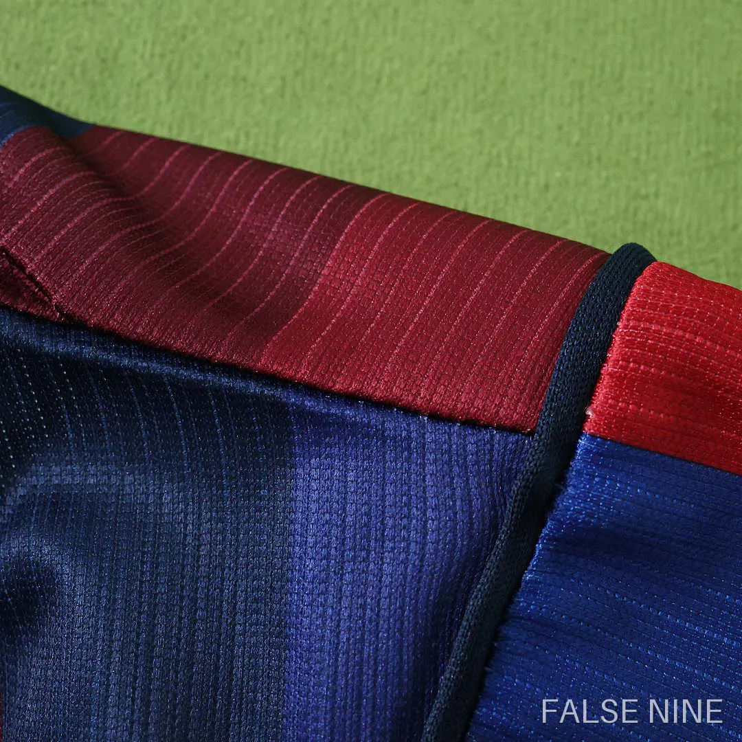 FC Barcelona 26/27 Home Cropped Jersey, photo 15