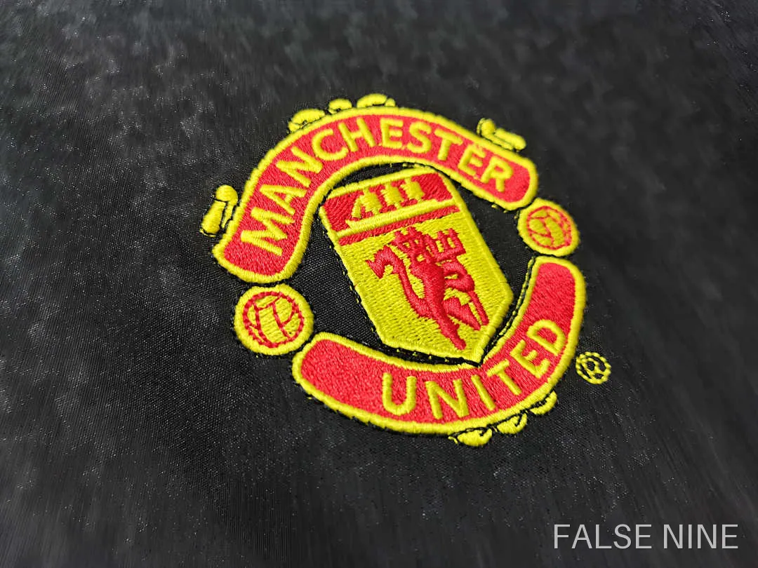 Manchester United 03/04 Away Retro Jersey (Fan Version), photo 2