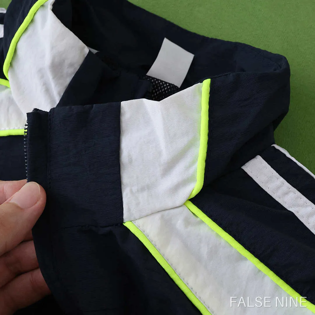 25/26 Real Madrid CF Hooded windbreak, photo 7