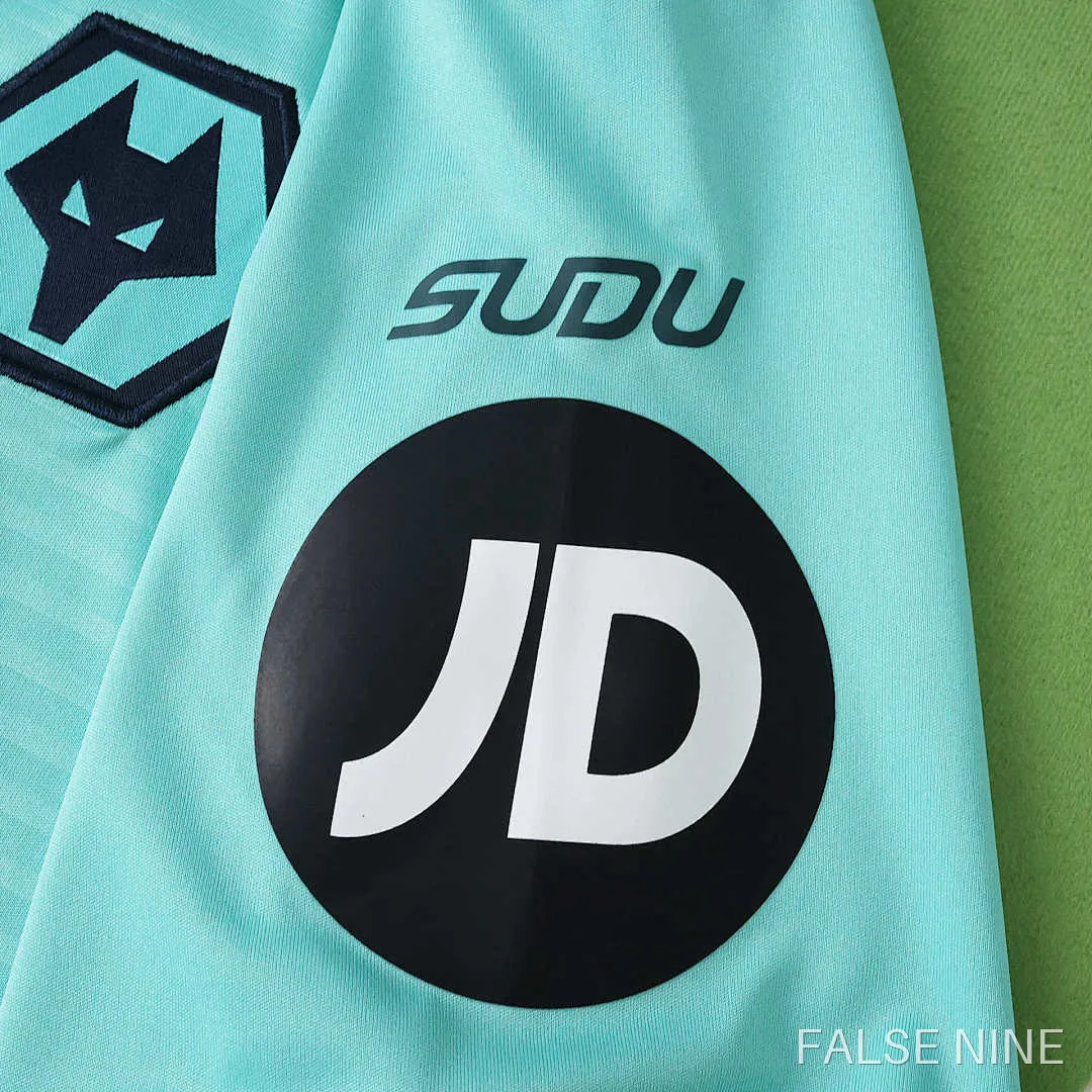 Wolverhampton Wanderers 25/26 Away Shirt (Fan Version), photo 9