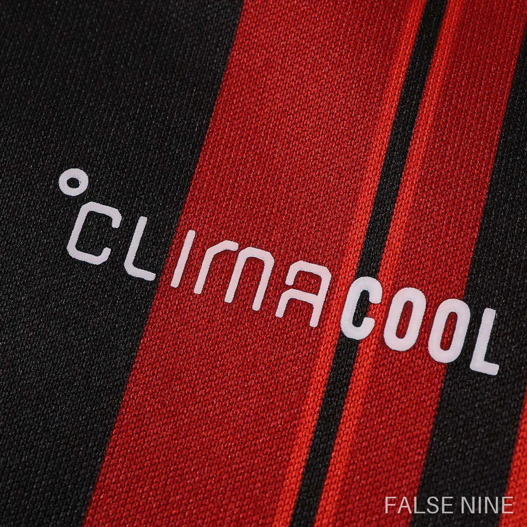 Eintracht Frankfurt 26/27 Home Shirt (Fan Version), photo 6