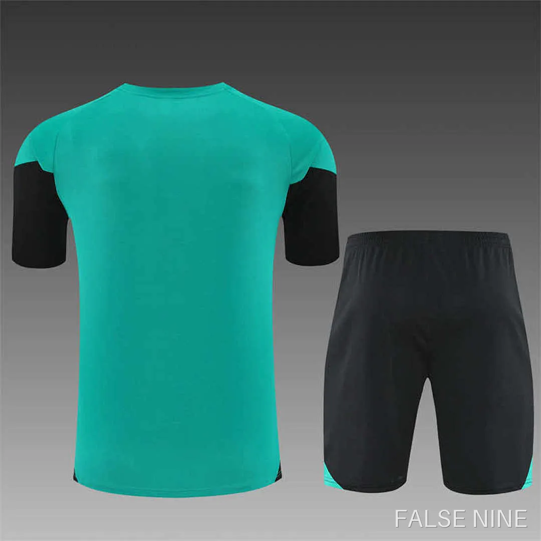 Liverpool 25/26 Training Kit (Fan Version), photo 6