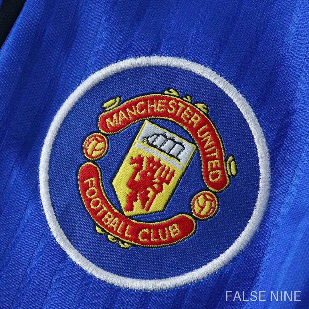 Manchester United 1996-98 Third Retro Kids Kit, photo 14