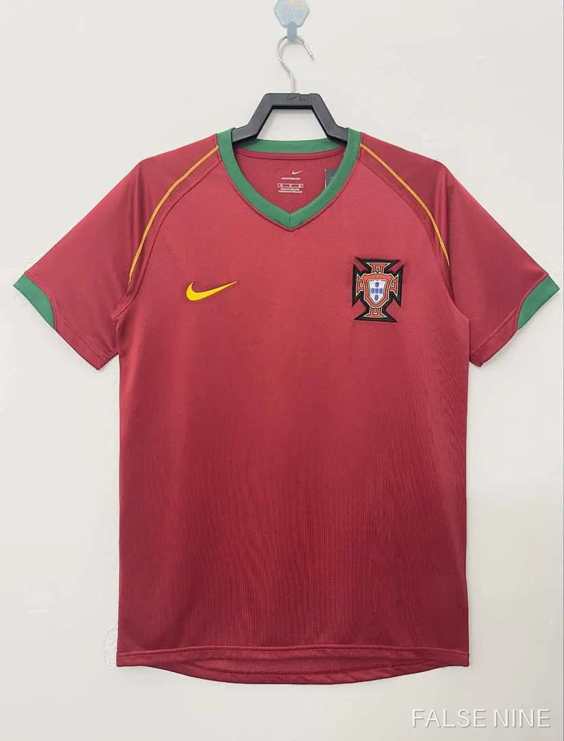 2006 Portugal Home retro Fan version, photo 1