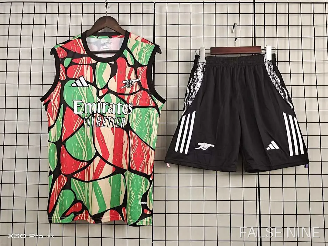 Arsenal 25/26 Training Vest and Shorts Set (Fan Version), photo 1