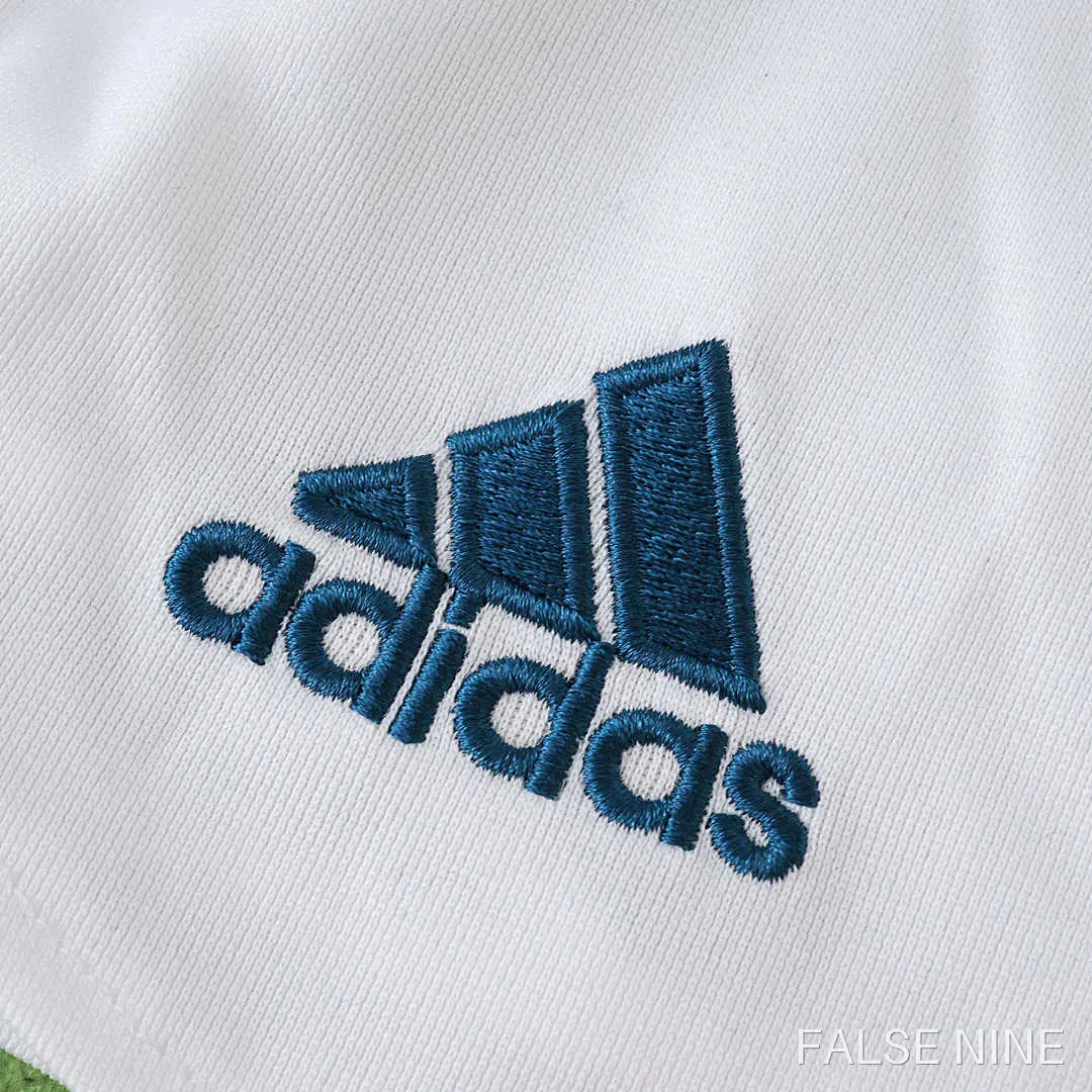 Liverpool F.C. 2006 Away Kit (Kids Retro), photo 11