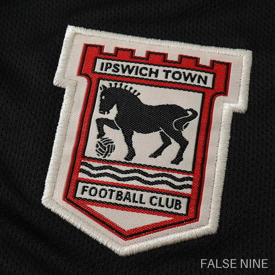 Ipswich Town 26/27 Away Kit (Kids), photo 10