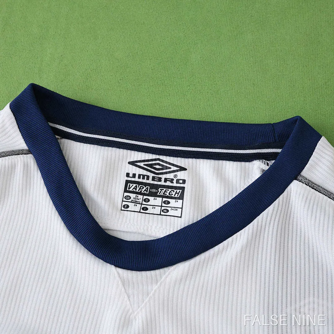 Manchester United 2000/01 Away Kids Kit (Retro), photo 2